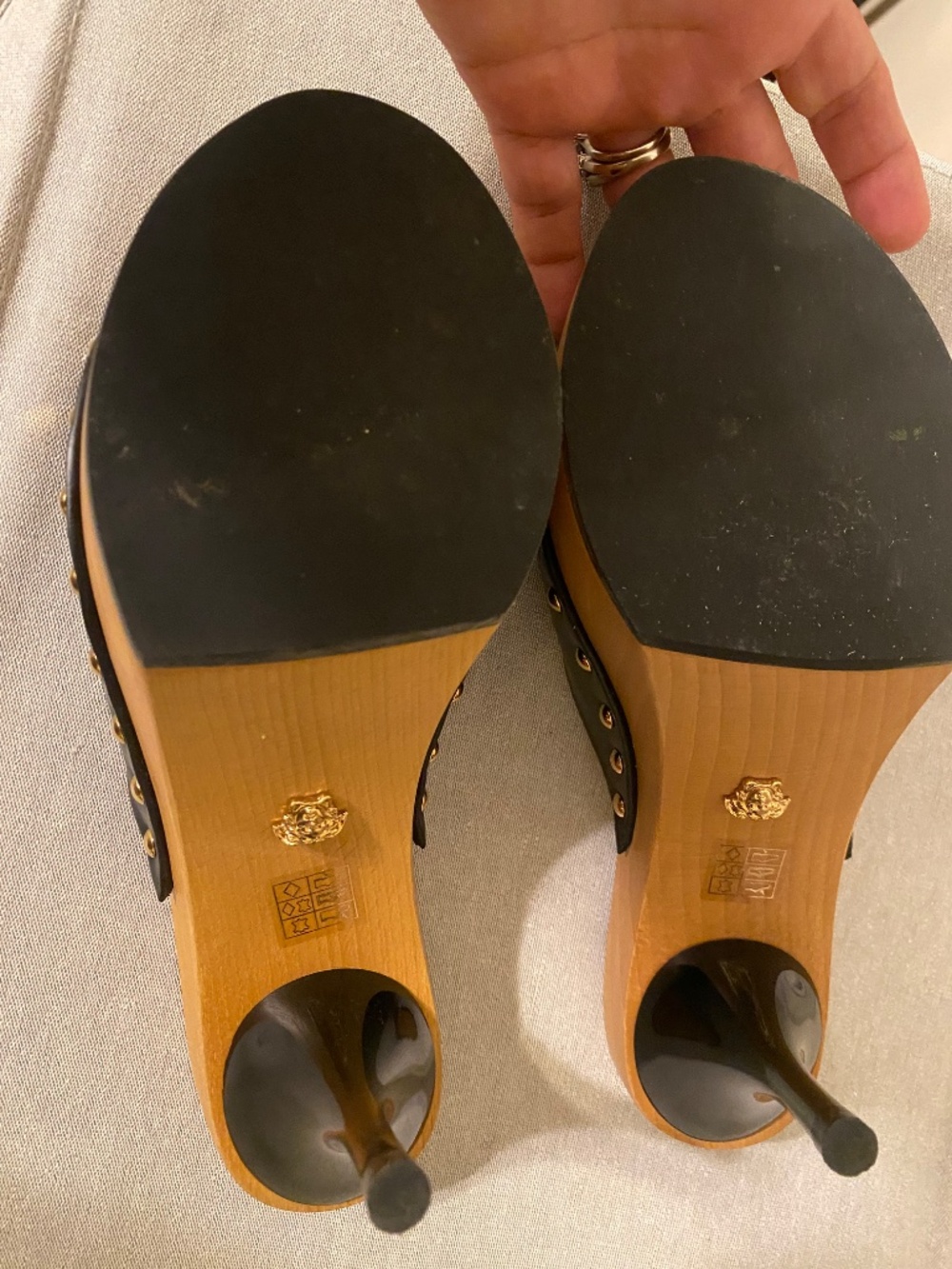 Versace Opera Bow Clogs - Picture 5 of 9